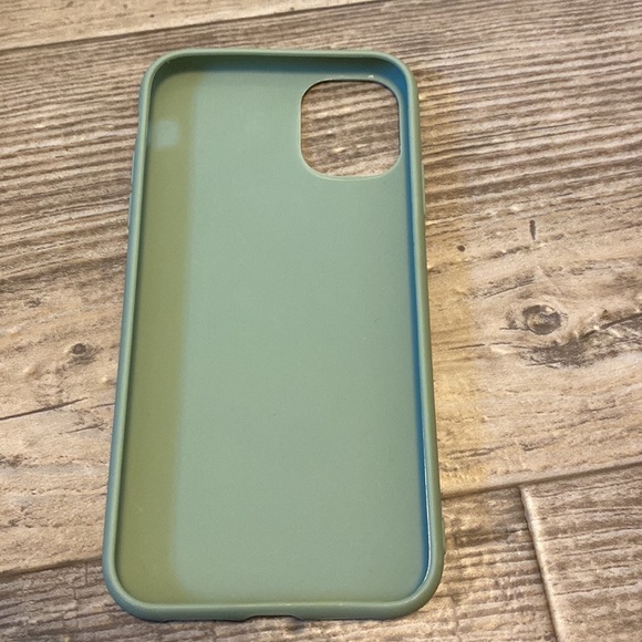 case - Picture 2 of 2